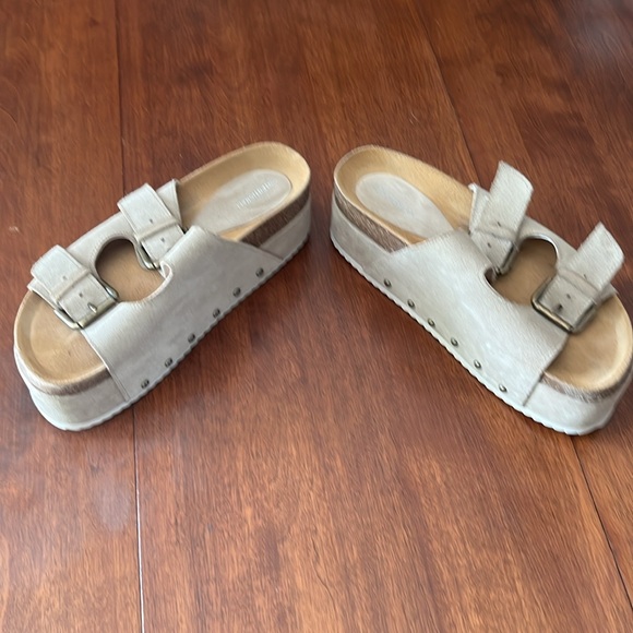 Free People “INTENTIONALLY BLANK” Rule breaker platform sandals - Picture 4 of 6